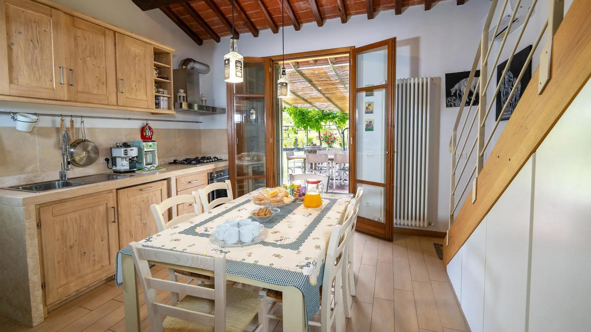 بيت للعطل فيلا Casa Delle Viole تيرانووفا براتشولي إيطاليا